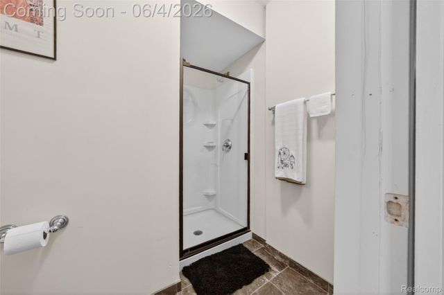 25155 Greenbrooke Drive, Southfield, MI 48033