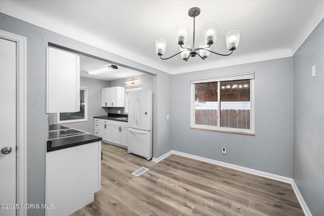 1023 Hawk Street, Toledo, OH 43612