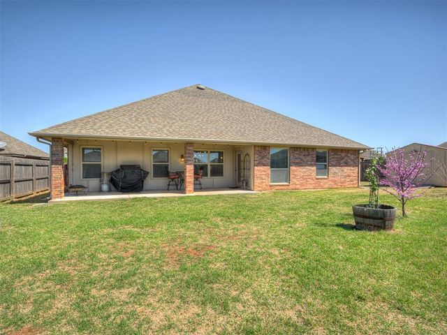 2904 NW 183rd Circle, Edmond, OK 73012