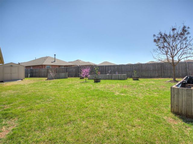 2904 NW 183rd Circle, Edmond, OK 73012