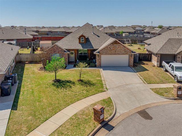 2904 NW 183rd Circle, Edmond, OK 73012