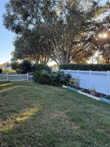 28027 CYPRESS SPRINGS LOOP, Okahumpka, FL 34762