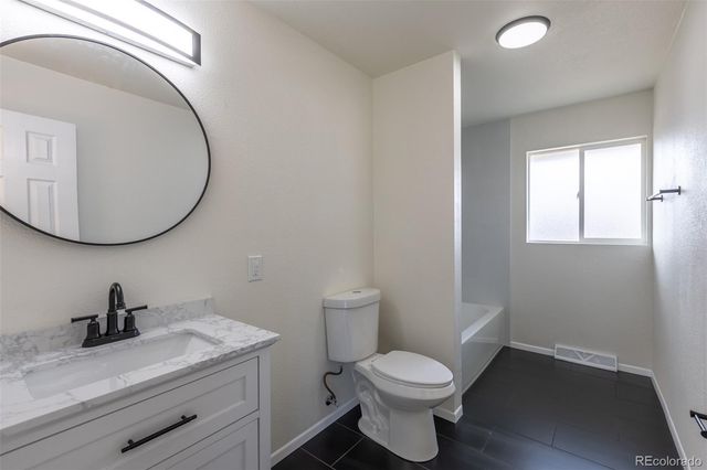 20 Marigold Drive, Denver, CO 80221