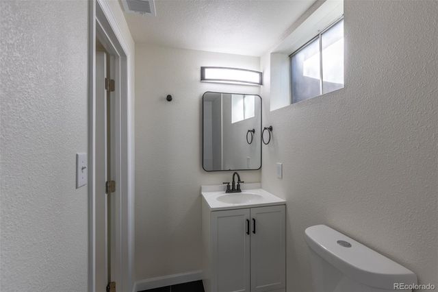 20 Marigold Drive, Denver, CO 80221