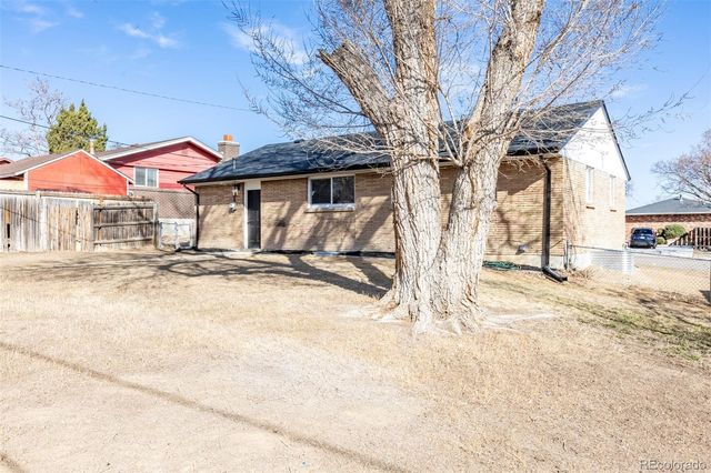 20 Marigold Drive, Denver, CO 80221