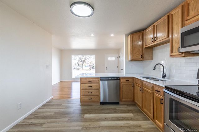 20 Marigold Drive, Denver, CO 80221