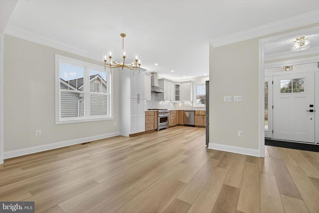 57 MADISON ST, Warrenton, VA 20186