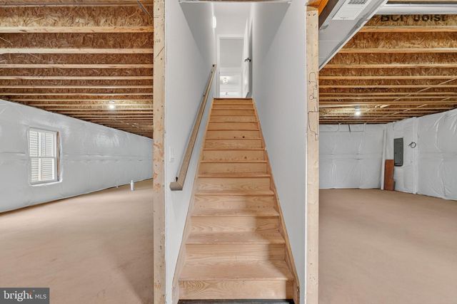 57 MADISON ST, Warrenton, VA 20186