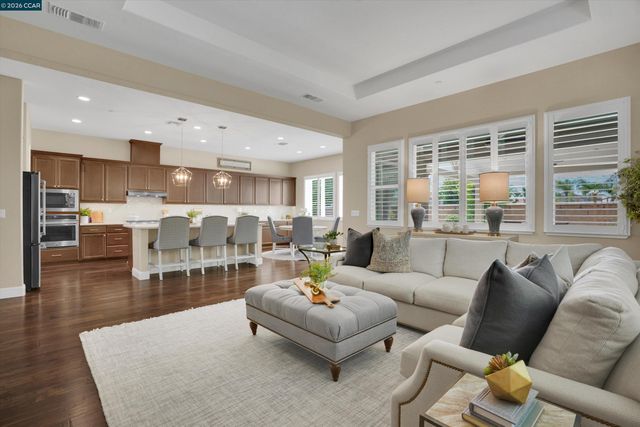 1945 Muirwood Loop, Brentwood, CA 94513