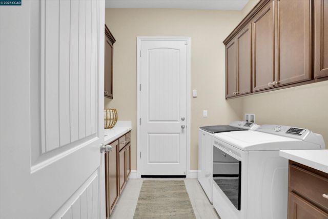 1945 Muirwood Loop, Brentwood, CA 94513