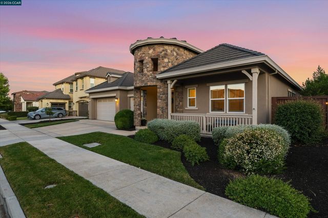 1945 Muirwood Loop, Brentwood, CA 94513