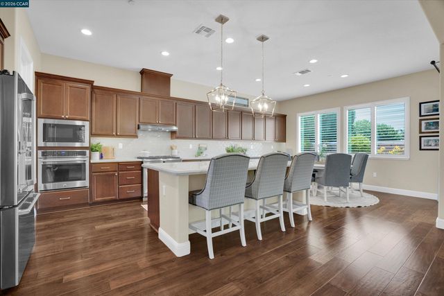 1945 Muirwood Loop, Brentwood, CA 94513