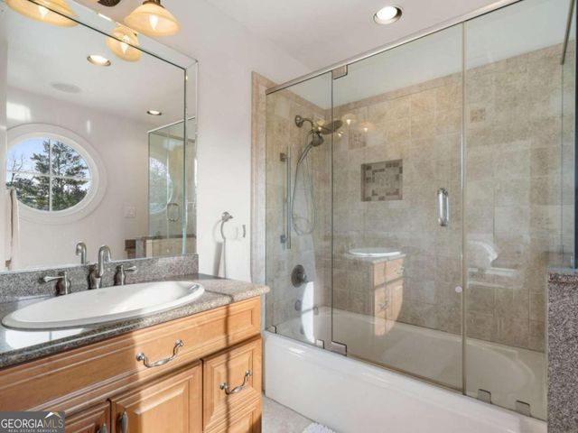 790 Glenairy Drive, Atlanta, GA 30328