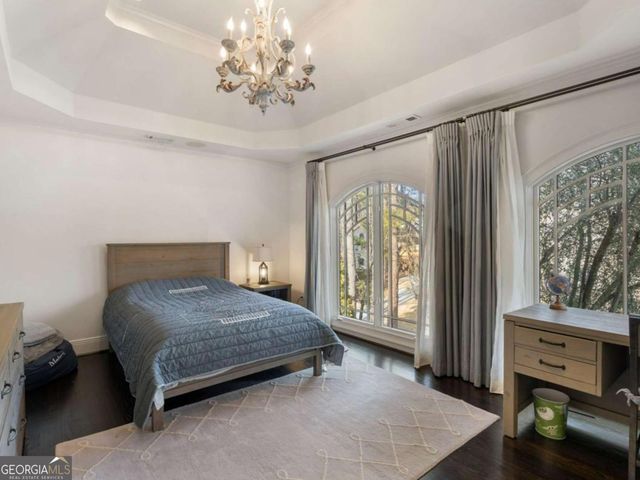 790 Glenairy Drive, Atlanta, GA 30328