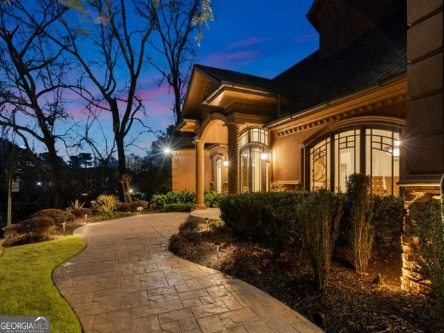 790 Glenairy Drive, Atlanta, GA 30328