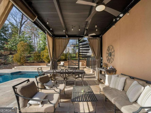 790 Glenairy Drive, Atlanta, GA 30328