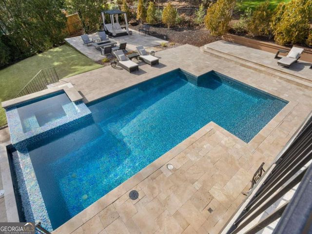 790 Glenairy Drive, Atlanta, GA 30328