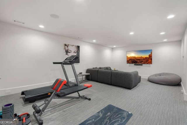 790 Glenairy Drive, Atlanta, GA 30328