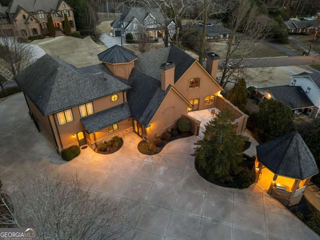 790 Glenairy Drive, Atlanta, GA 30328