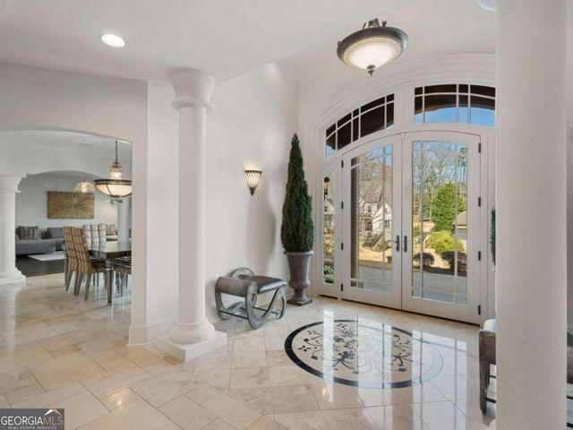 790 Glenairy Drive, Atlanta, GA 30328