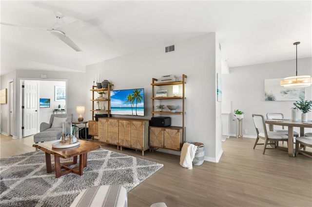 13205 Sherburne CIR # 201, Bonita Springs, FL 34135