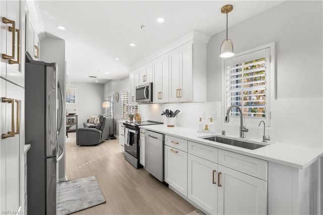 13205 Sherburne CIR # 201, Bonita Springs, FL 34135