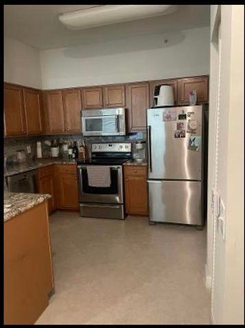 9887 Baywinds Drive 4106, West Palm Beach, FL 33411