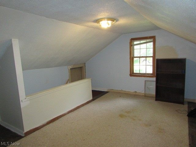 1327 Chelton Drive, Kent, OH 44240