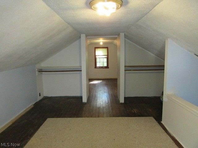 1327 Chelton Drive, Kent, OH 44240