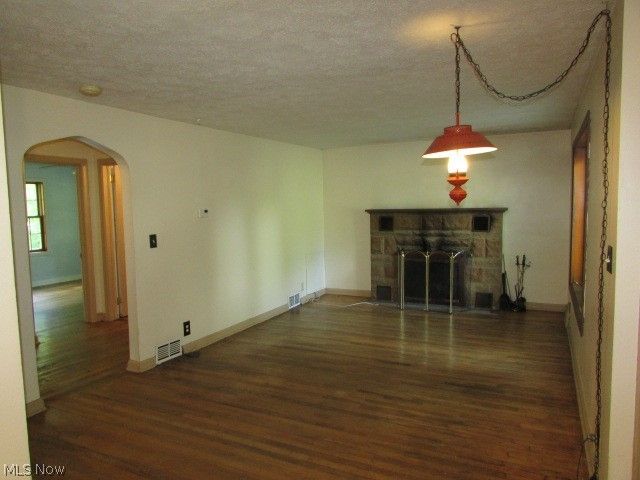 1327 Chelton Drive, Kent, OH 44240