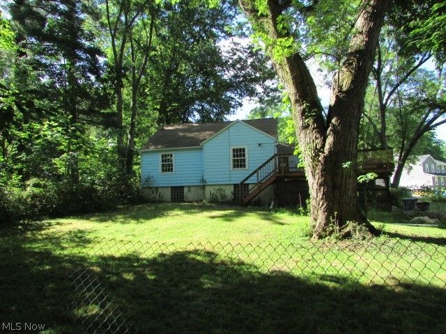 1327 Chelton Drive, Kent, OH 44240