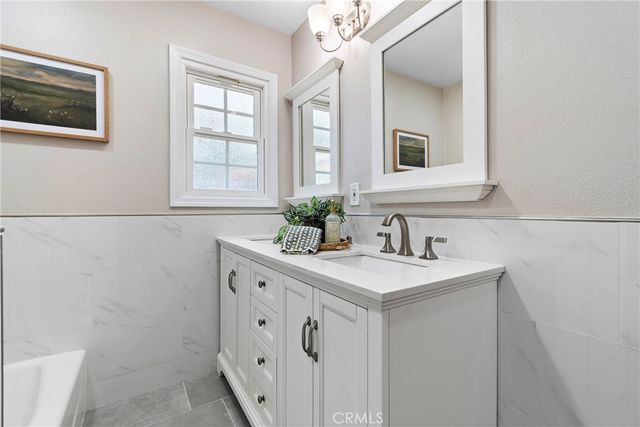 504 E Comstock, Glendora, CA 91741