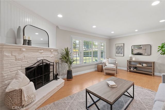504 E Comstock, Glendora, CA 91741