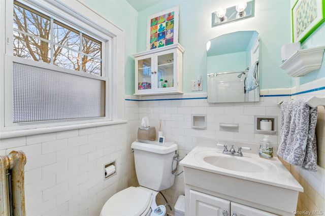 18 Tunstall Road, Scarsdale, NY 10583