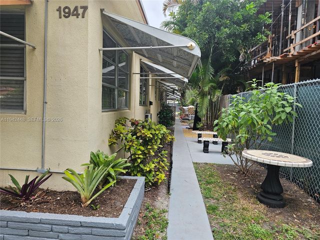 1947 Funston St 1, Hollywood, FL 33020