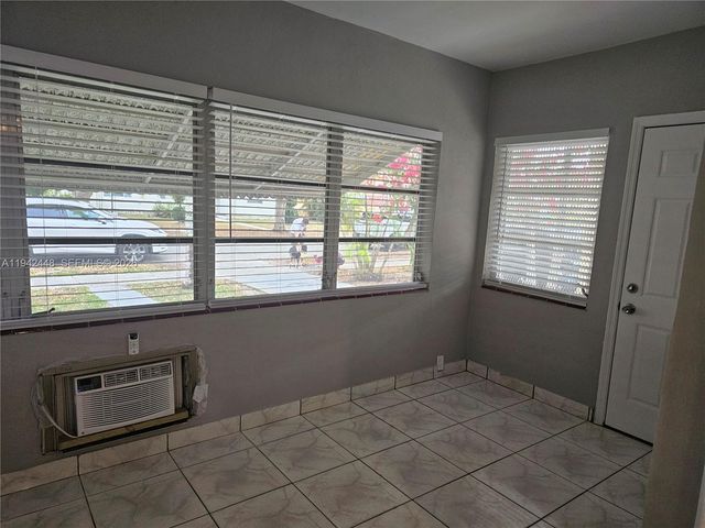 1947 Funston St 1, Hollywood, FL 33020