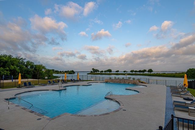 3504 Shining Light Court, Heath, TX 75126