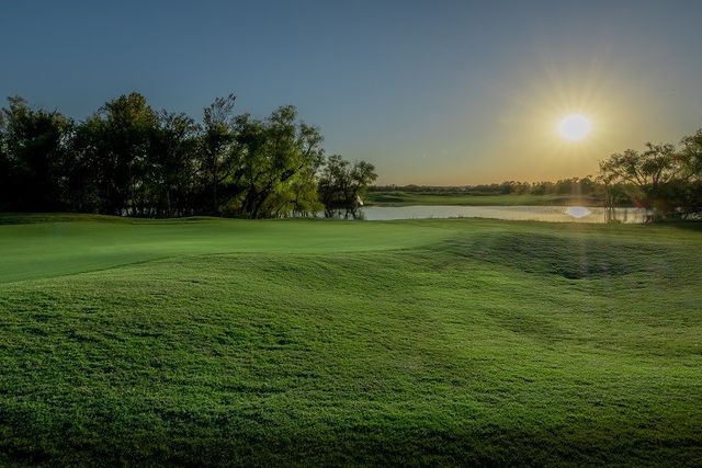 3504 Shining Light Court, Heath, TX 75126