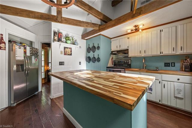 3310 Old Mill Farm Road, Lexington, NC 27295