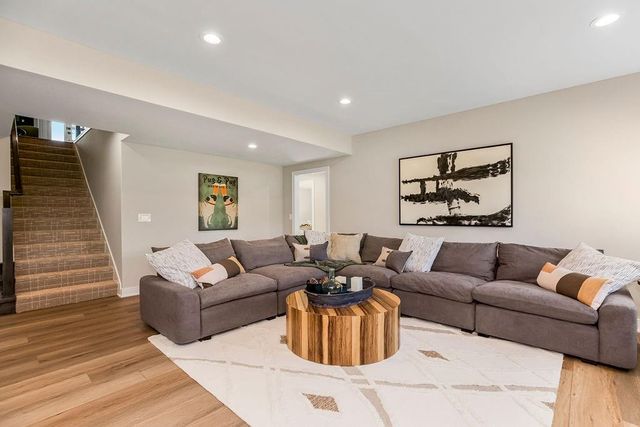 16991 S Cheshire Street, Olathe, KS 66062