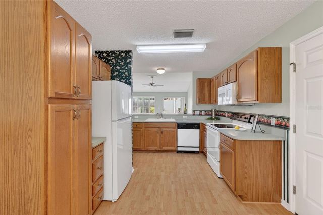 1712 CARRERA DRIVE, The Villages, FL 32159