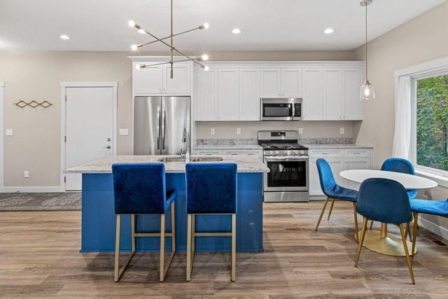 18657 Lamar Avenue N, Marine On Saint Croix, MN 55047