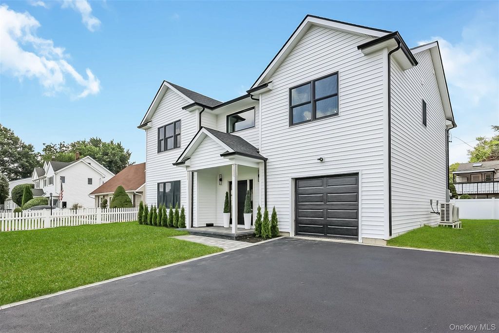 12 Slate Lane, Levittown, NY 11756