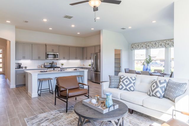 10625 Moss Cove Drive, Fort Worth, TX 76036