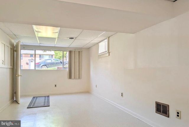 5725 NEVADA ST, College Park, MD 20740