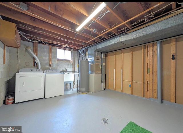 5725 NEVADA ST, College Park, MD 20740