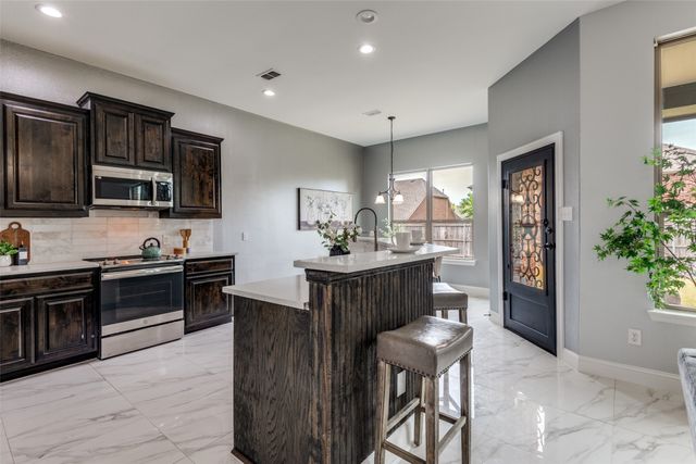 1114 Leafy Glade Road, Forney, TX 75126