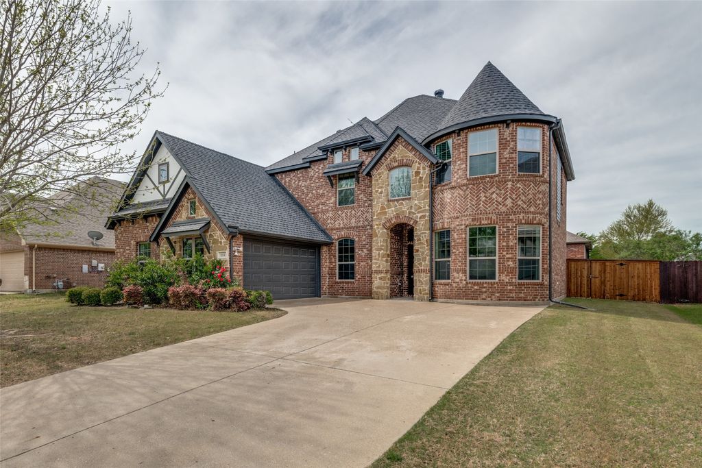 1114 Leafy Glade Road, Forney, TX 75126