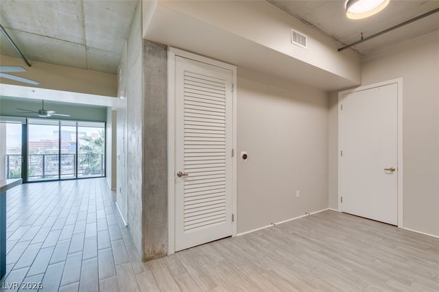 353 East Bonneville Avenue 521, Las Vegas, NV 89101