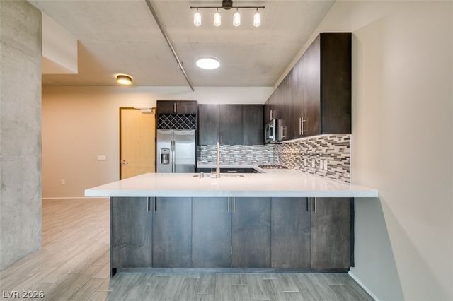 353 East Bonneville Avenue 521, Las Vegas, NV 89101